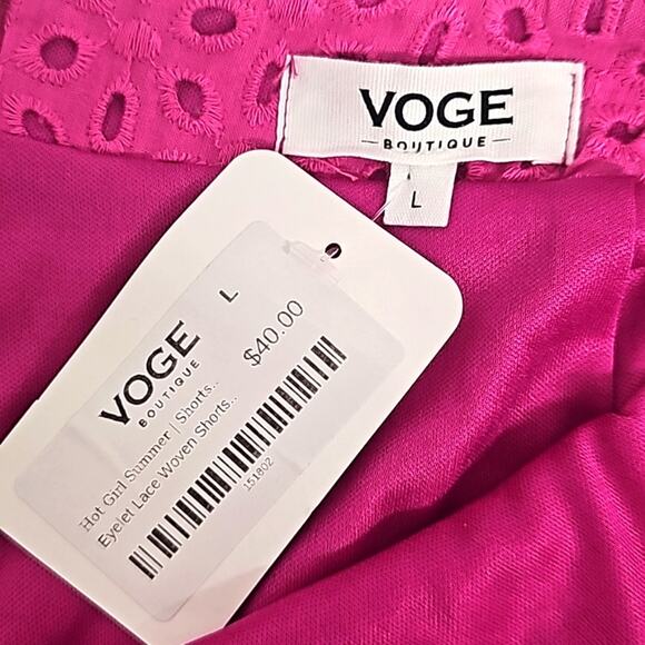 VOGE Boutique Womens Eyelet Fushsia Lined Shorts Ruffled Hem Back Zip Sz L (NWT) - Picture 7 of 10